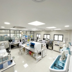 Thiết bị sinh học